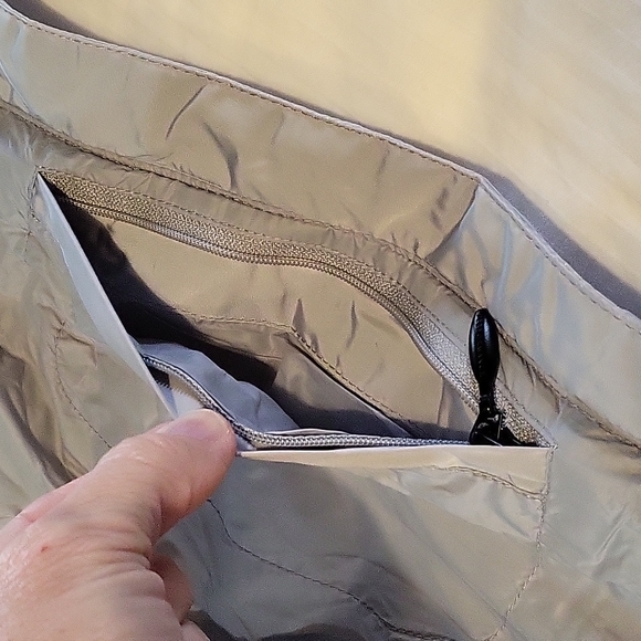 LIKE NEW! CALVIN KLEIN GREY WITH FLEECE TRIM VEST WOMEN'S LARGE - Picture 11 of 12